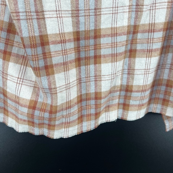 Pink Lily tan and brown plaid button down long sleeve shirt raw hem size small - Picture 8 of 10